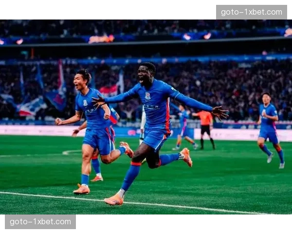 斯卢茨基盖伊体能管理难题 申花新援比赛节奏适应影响阵型选择